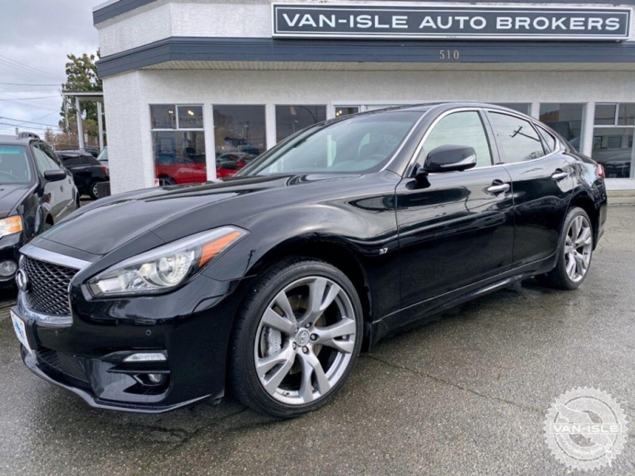 2015 Infiniti Q70 -1