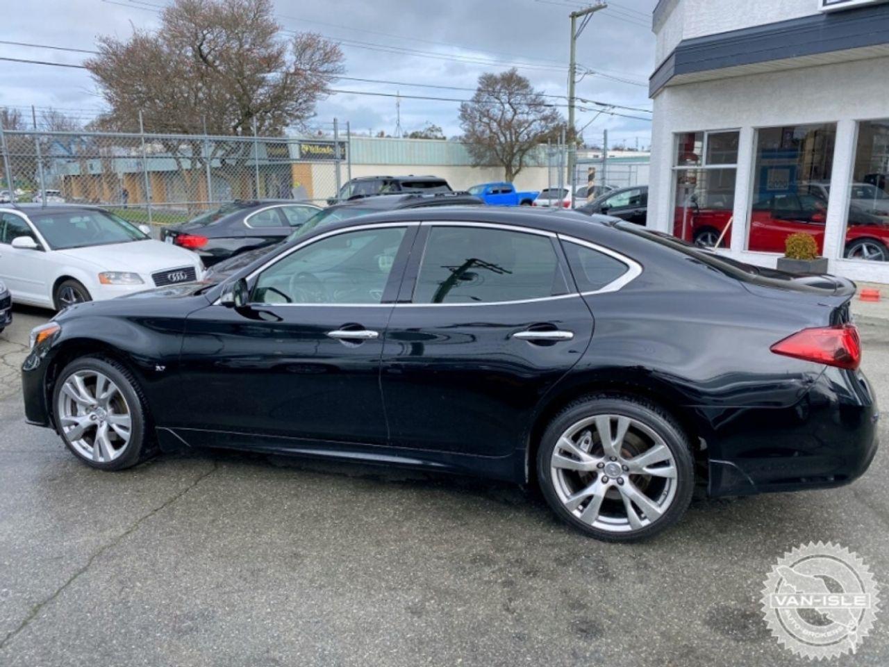 2015 Infiniti Q70 -3