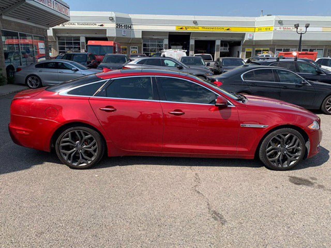 2015 Jaguar XJ XJ-3
