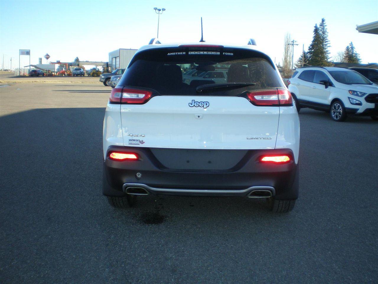 2015 Jeep Cherokee Limited-3