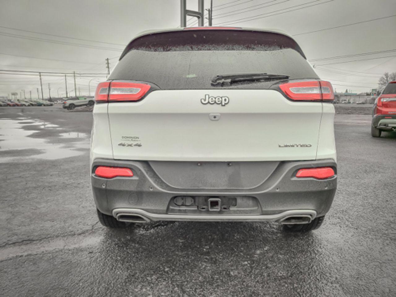 2015 Jeep Cherokee Limited-2