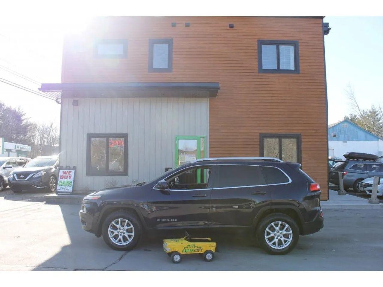2015 Jeep Cherokee North-0