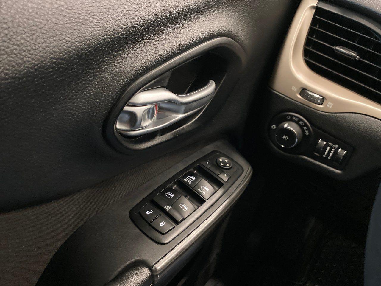 2015 Jeep Cherokee North-3