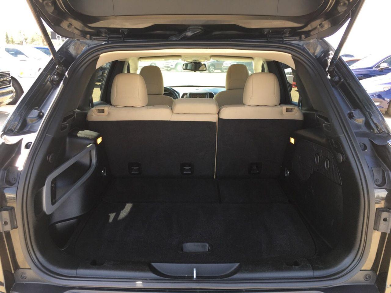 2015 Jeep Cherokee North-4