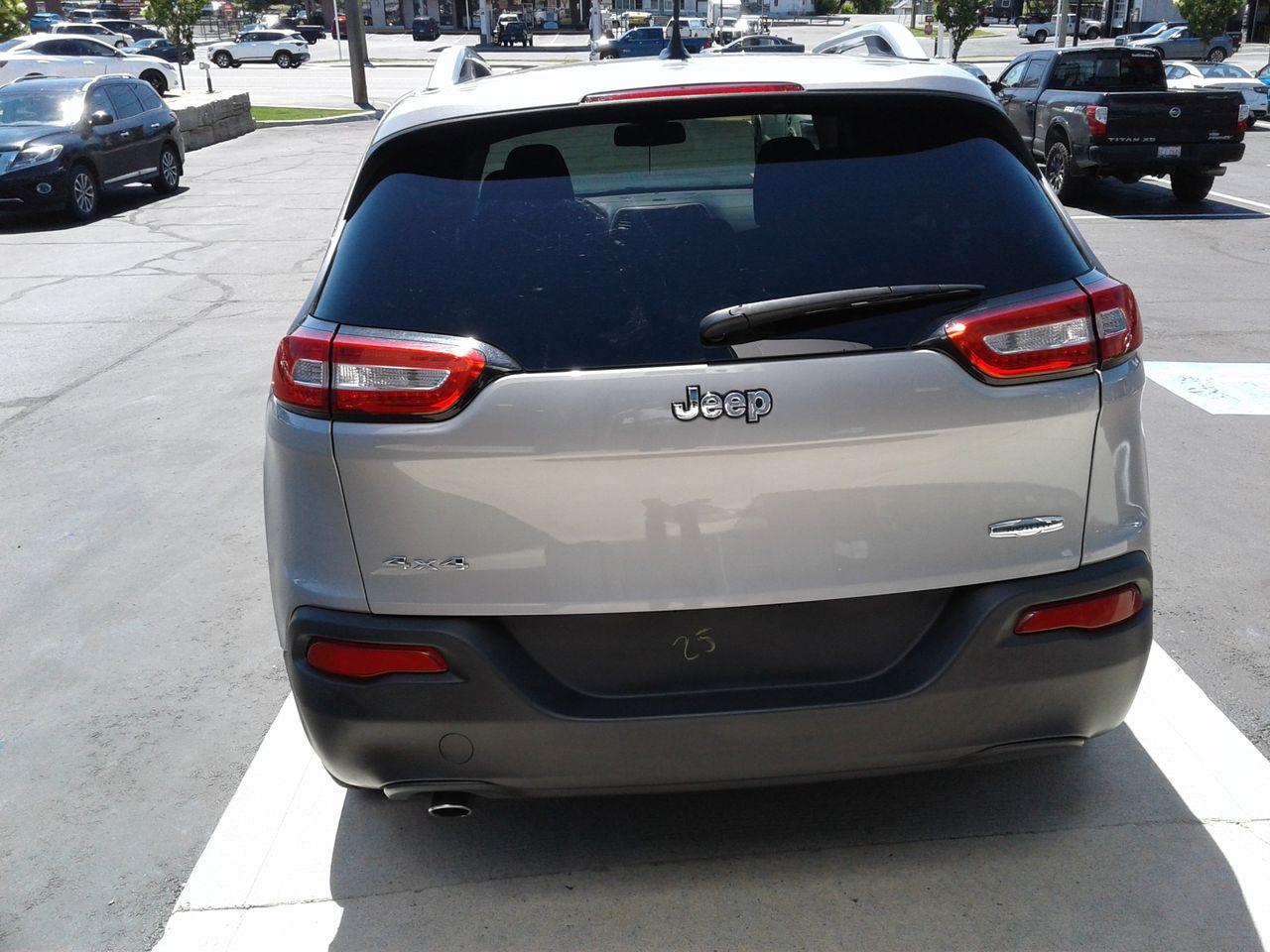 2015 Jeep Cherokee North-3