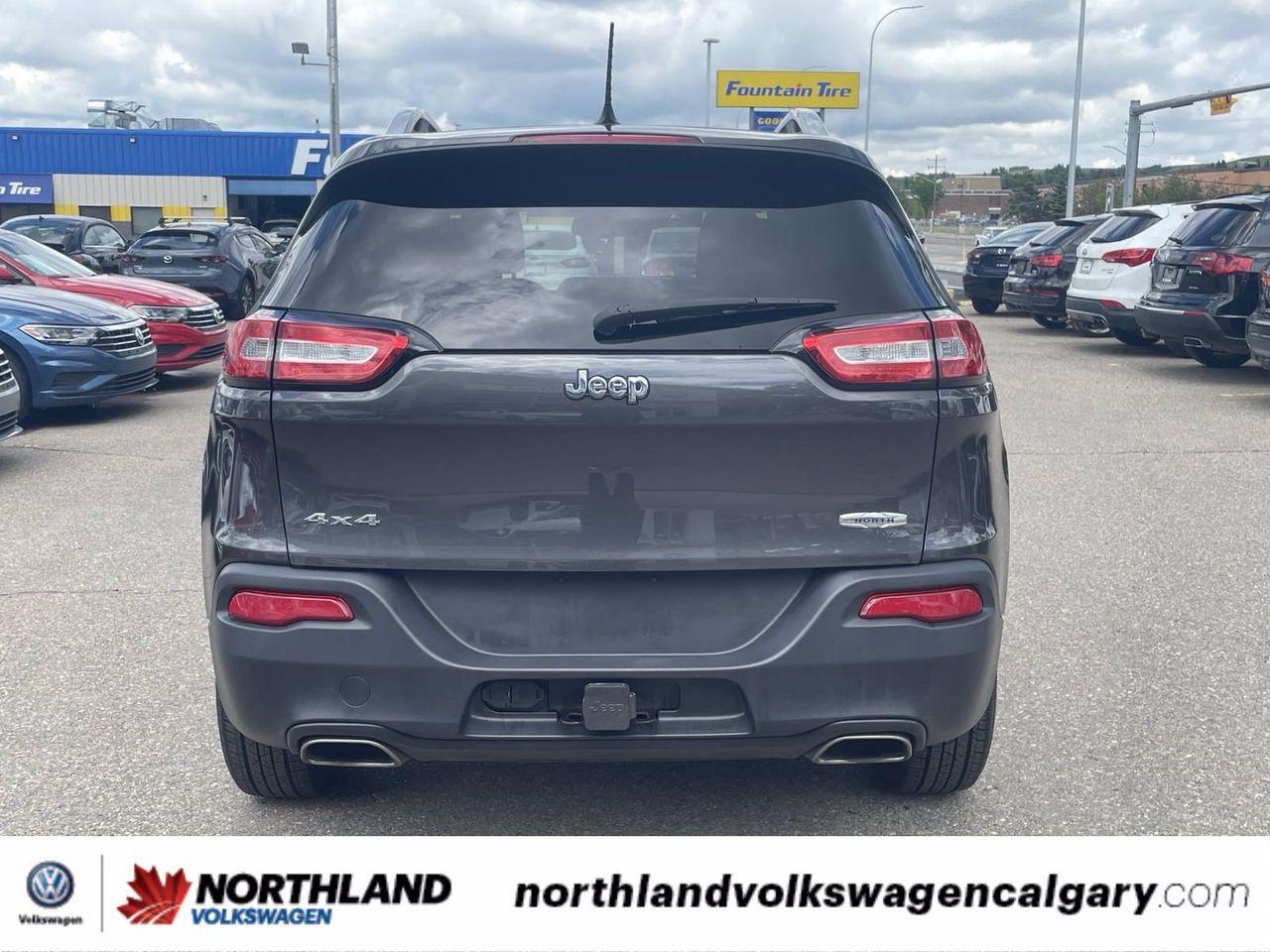 2015 Jeep Cherokee North-4