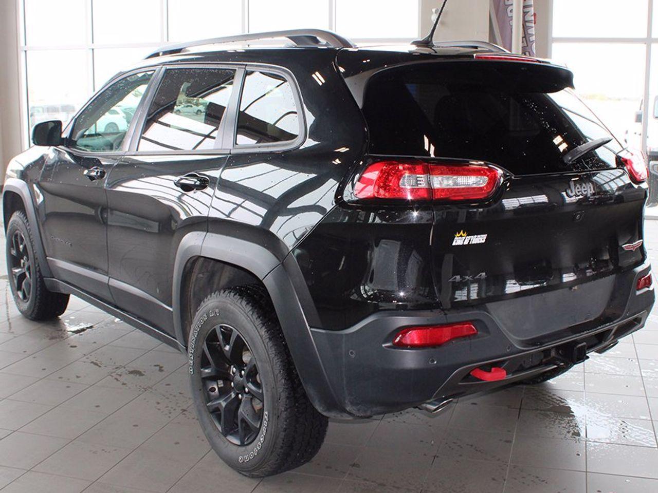 2015 Jeep Cherokee Trailhawk-4