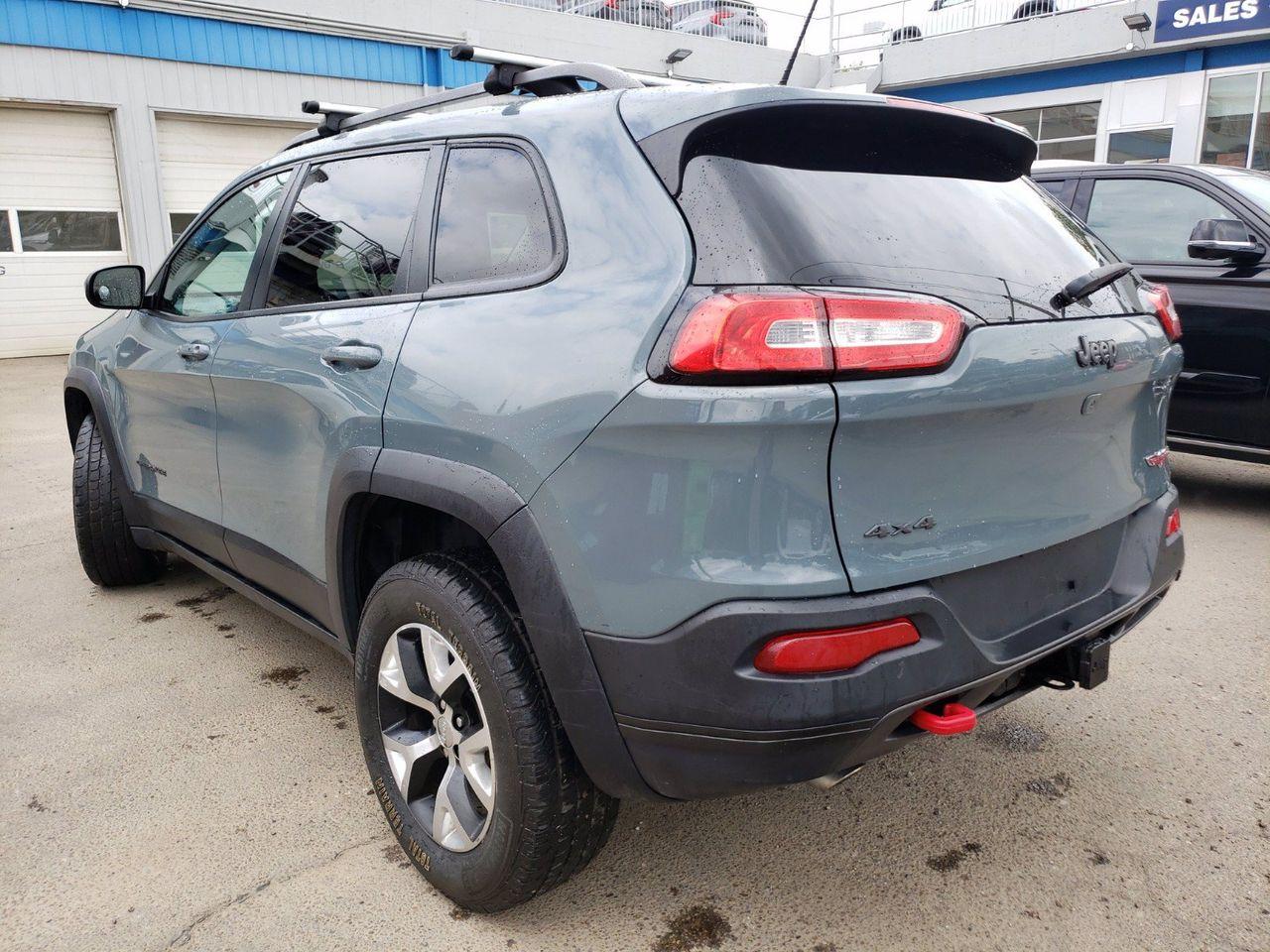2015 Jeep Cherokee Trailhawk-3