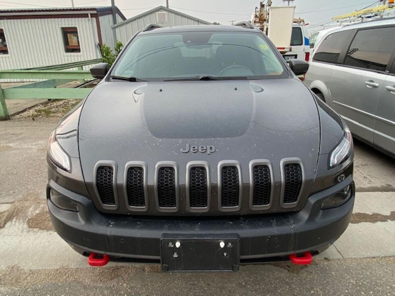 2015 Jeep Cherokee Trailhawk-1