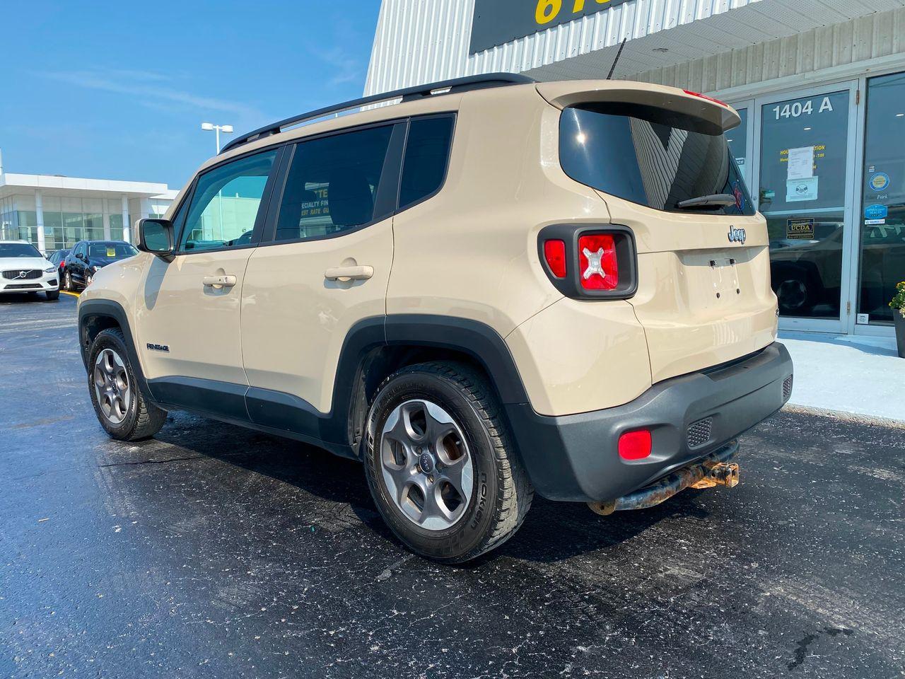 2015 Jeep Renegade North-2