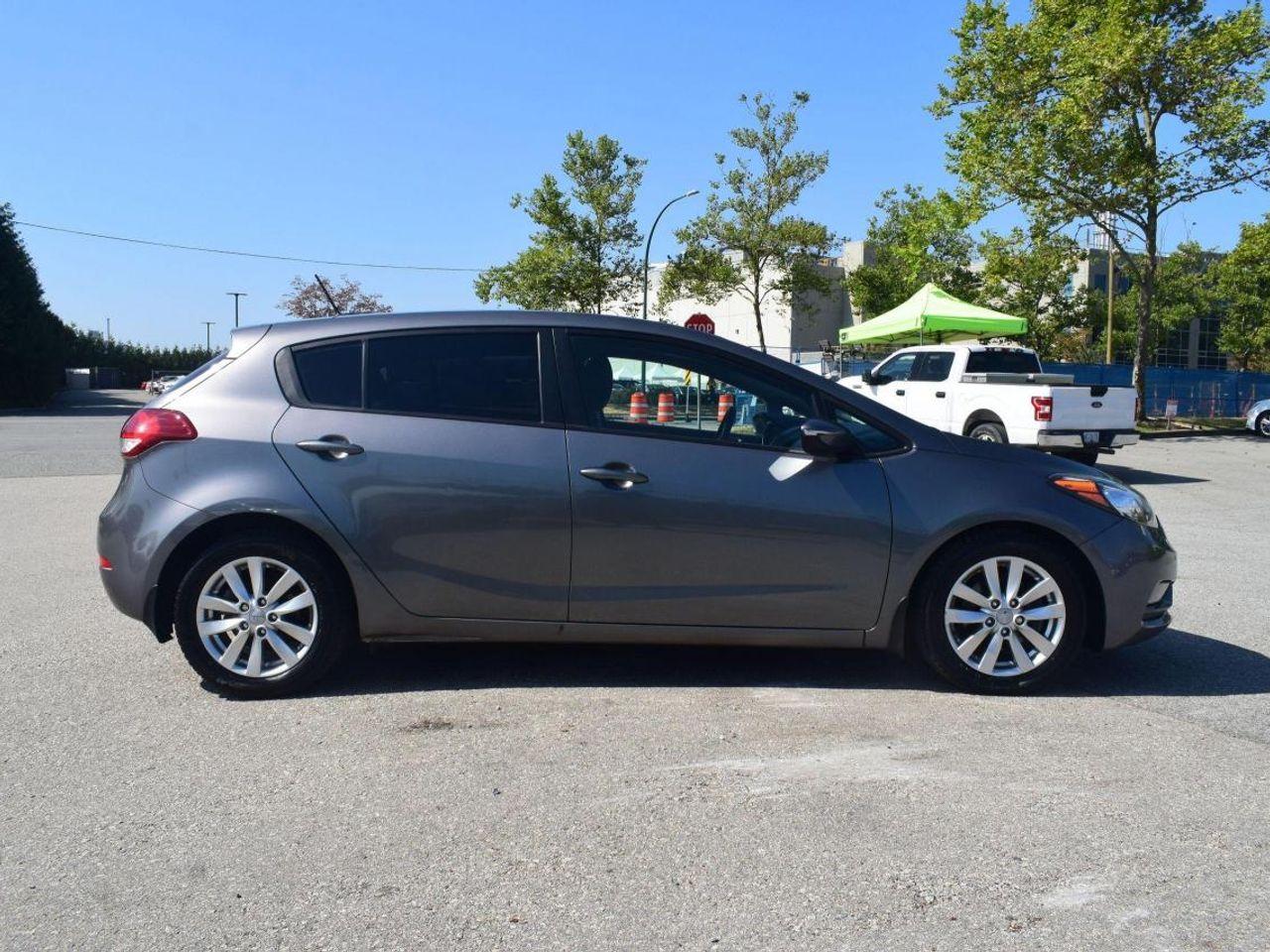 2015 Kia Forte 5-Door LX-4