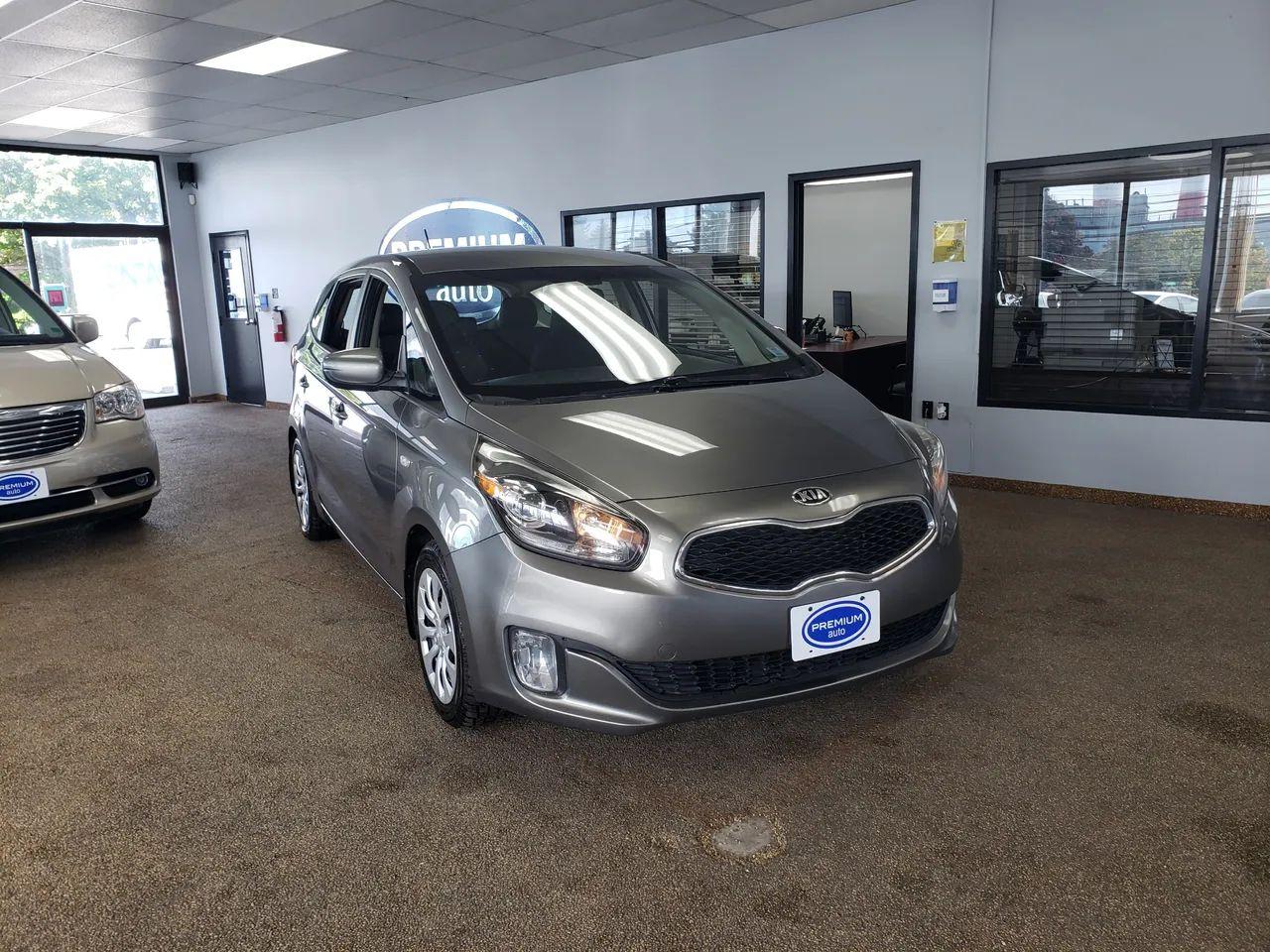 2015 Kia Rondo FX-2