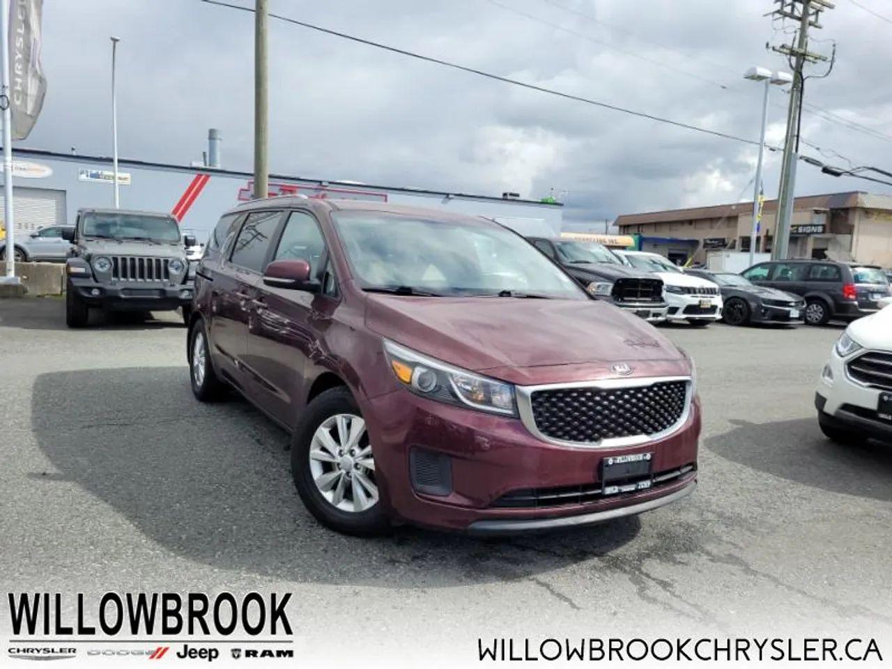 2015 Kia Sedona LX-0