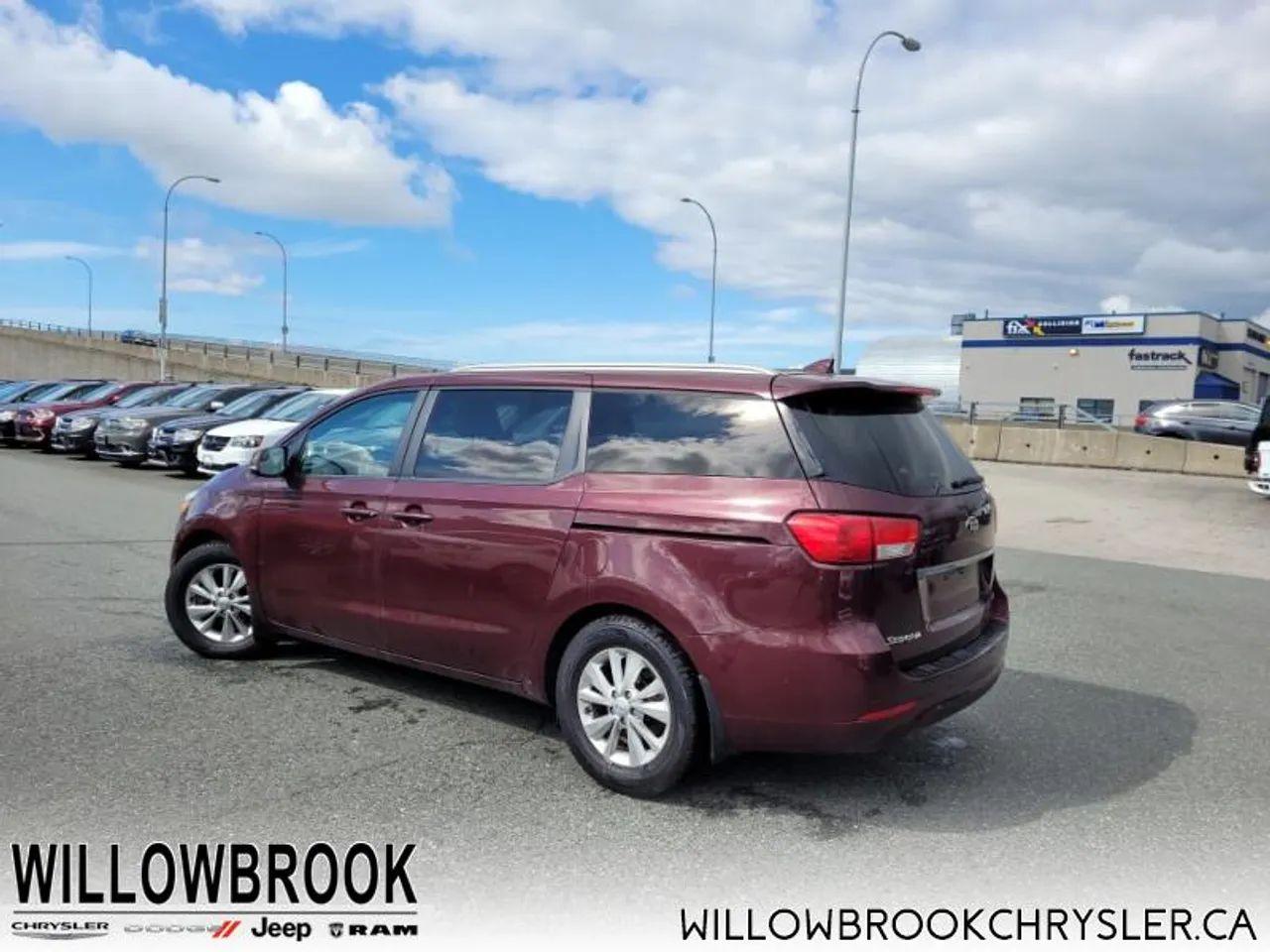 2015 Kia Sedona LX-3