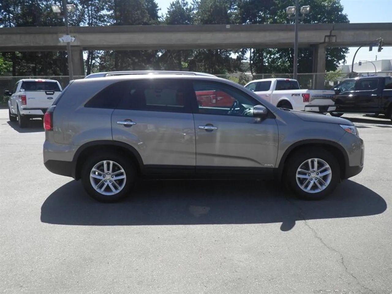 2015 Kia Sorento LX-3