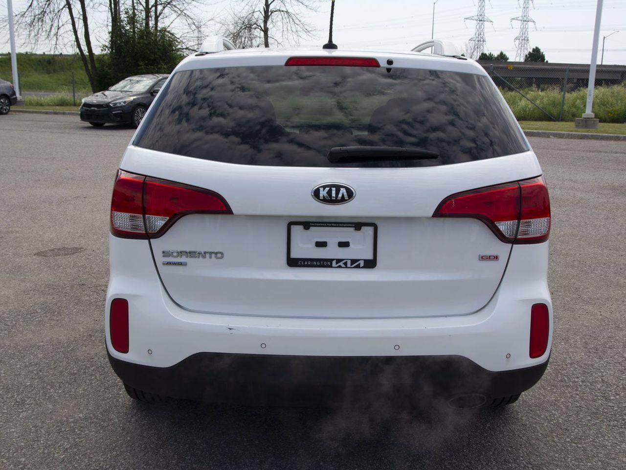 2015 Kia Sorento LX-3