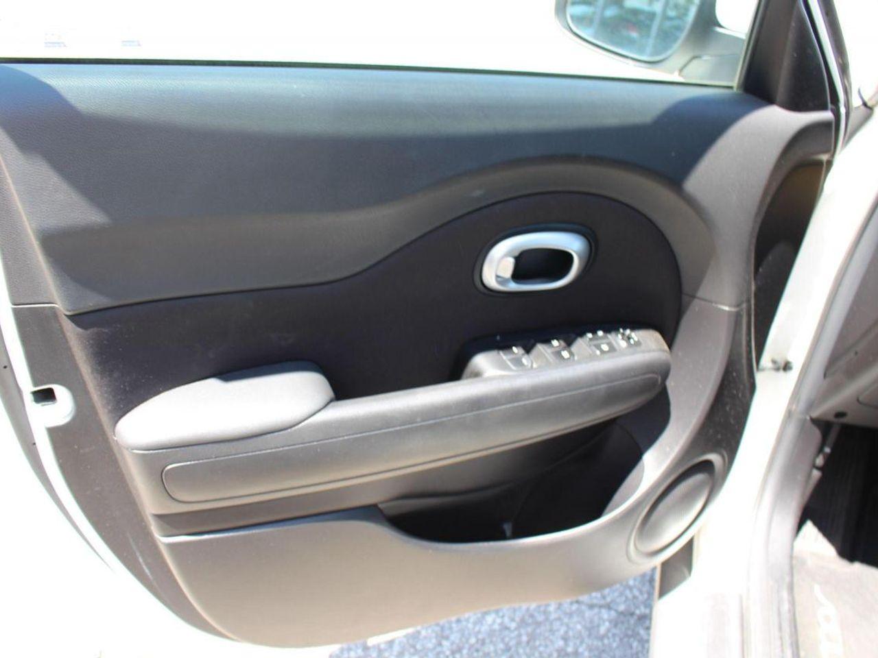 2015 Kia Soul Base-4