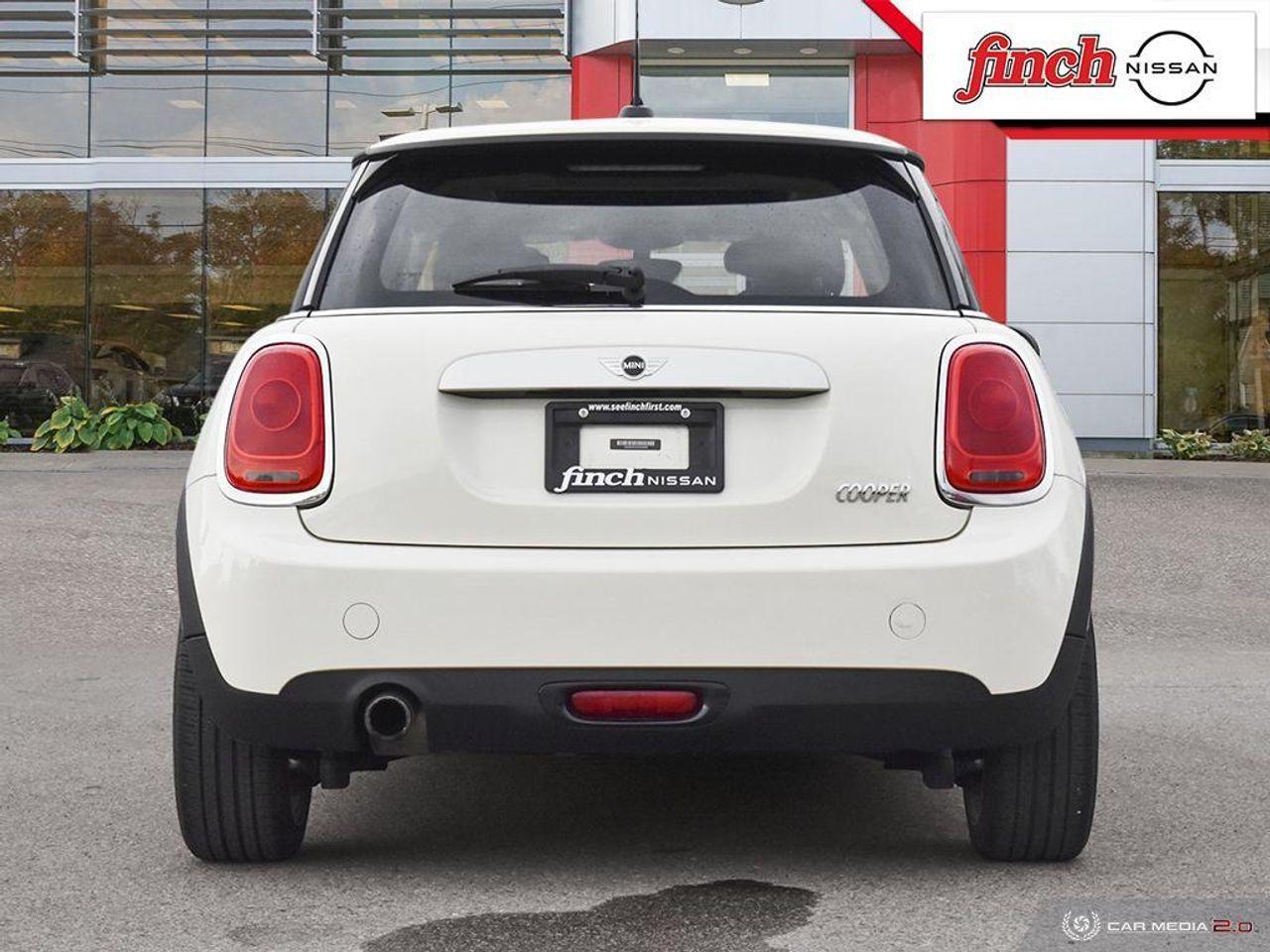 2015 MINI Cooper Base-4