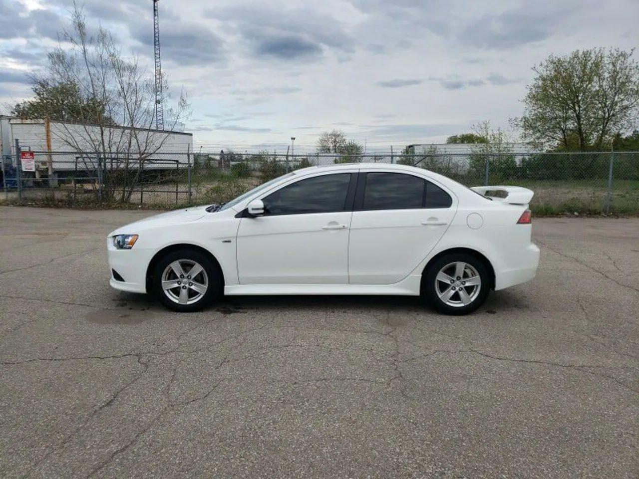 2015 Mitsubishi Lancer ES-1