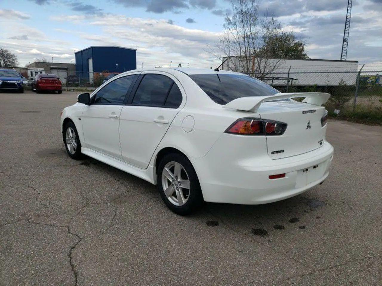 2015 Mitsubishi Lancer ES-2