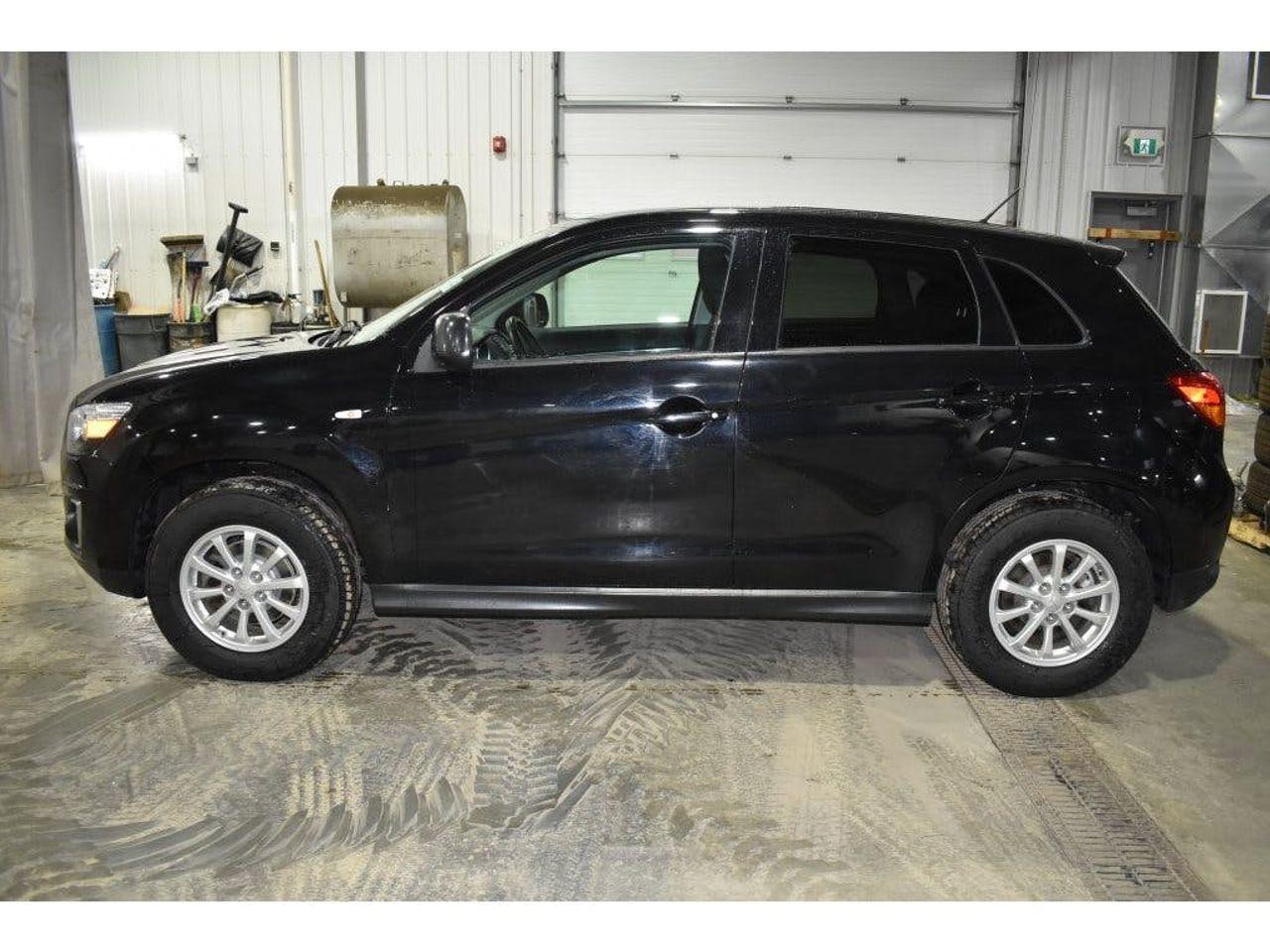 2015 Mitsubishi RVR SE-1