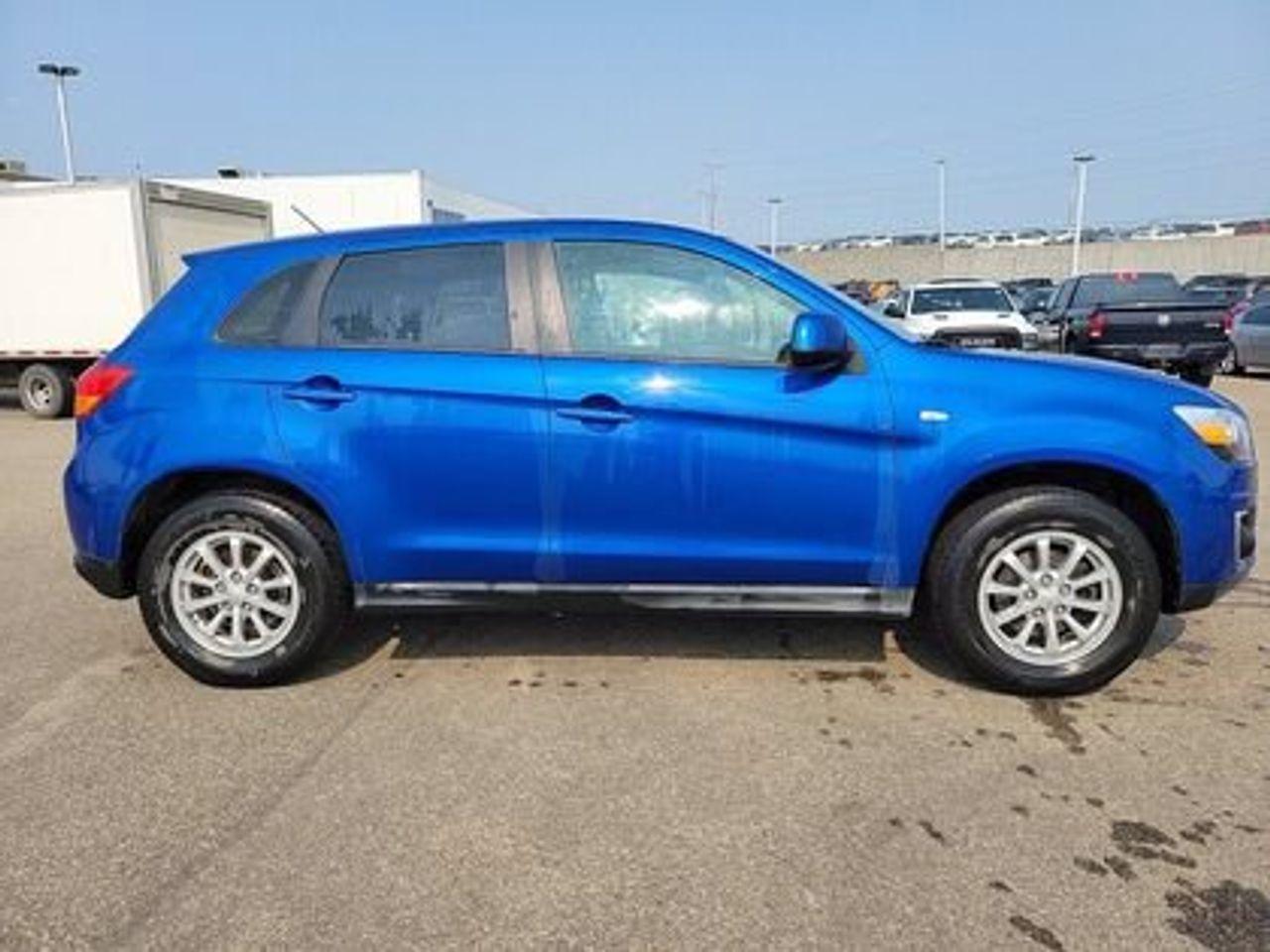 2015 Mitsubishi RVR SE-3