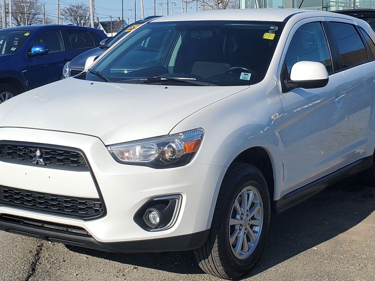 2015 Mitsubishi RVR SE-2