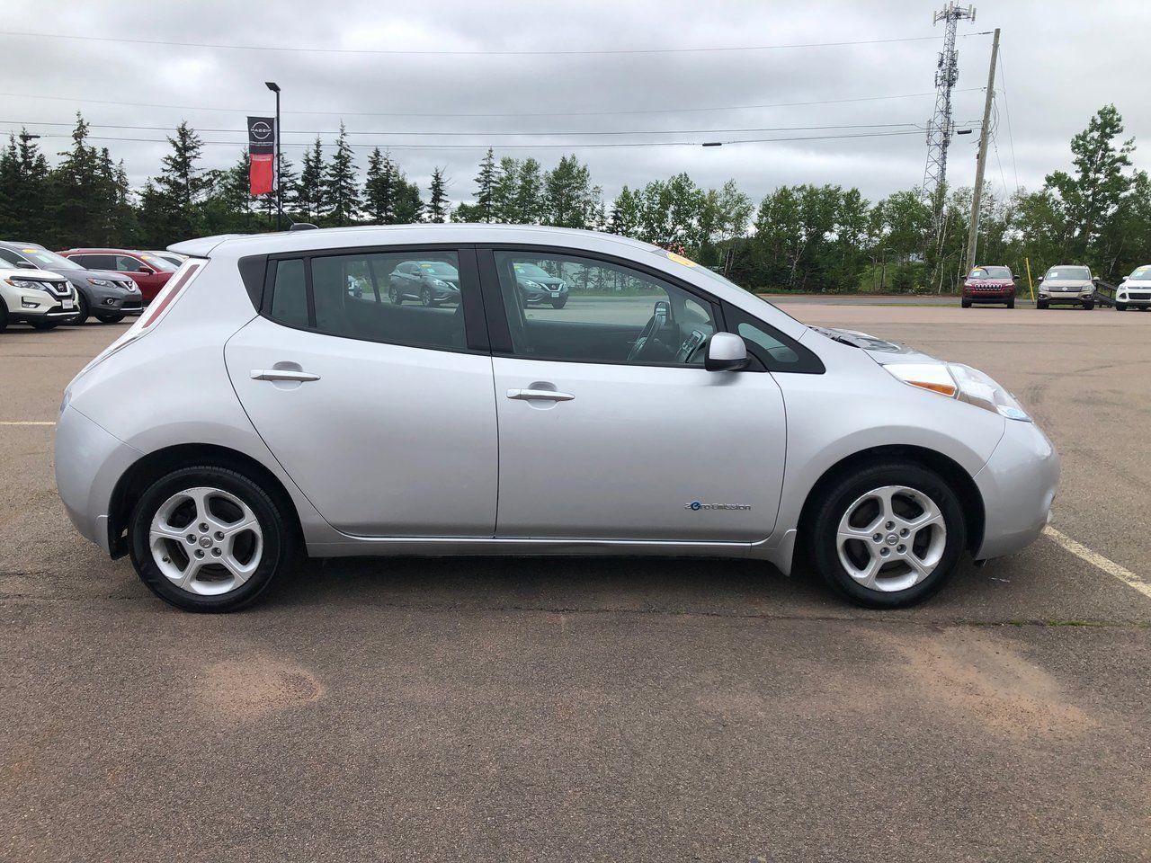 2015 Nissan LEAF S-2