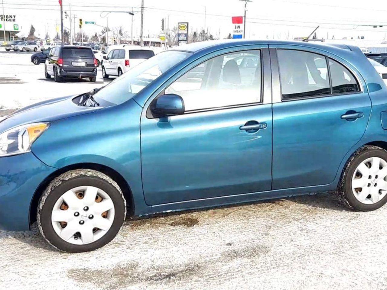 2015 Nissan Micra Base-3