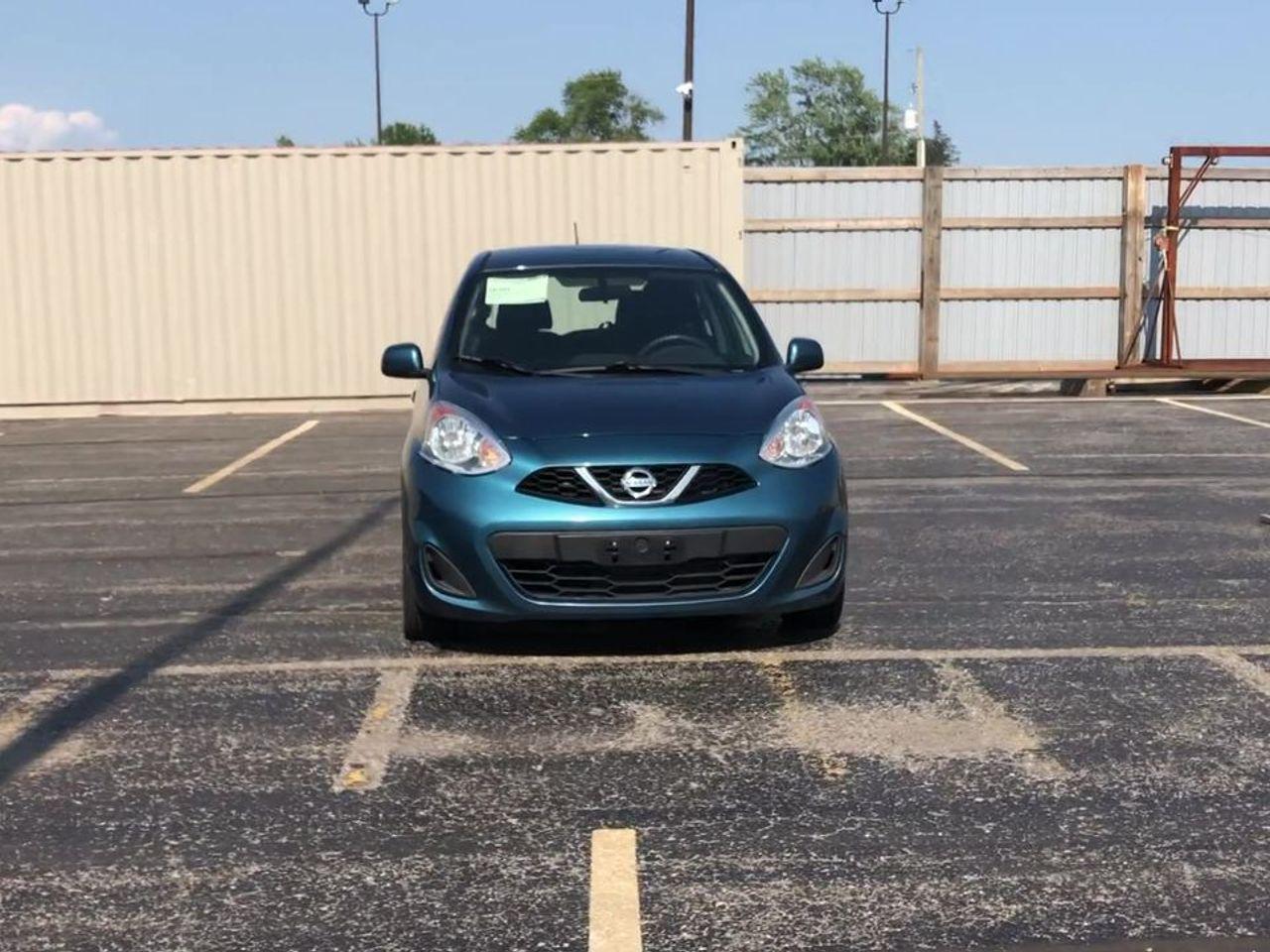2015 Nissan Micra Base-2