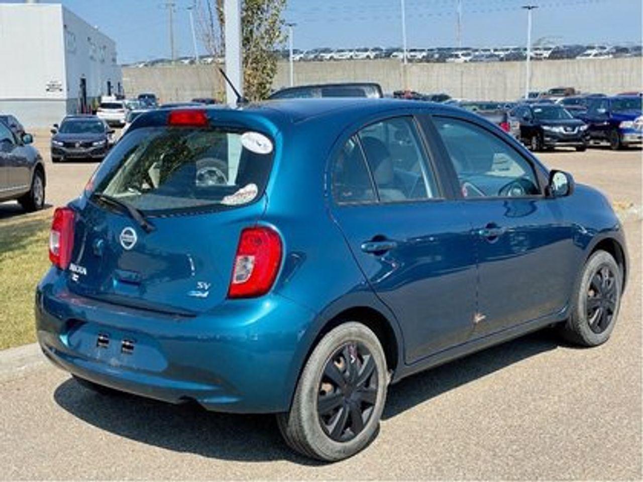 2015 Nissan Micra Base-4