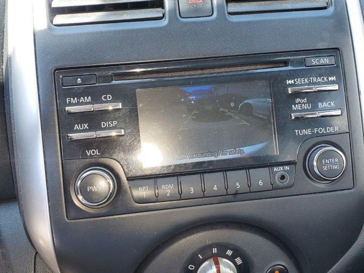 2015 Nissan Micra Base-4