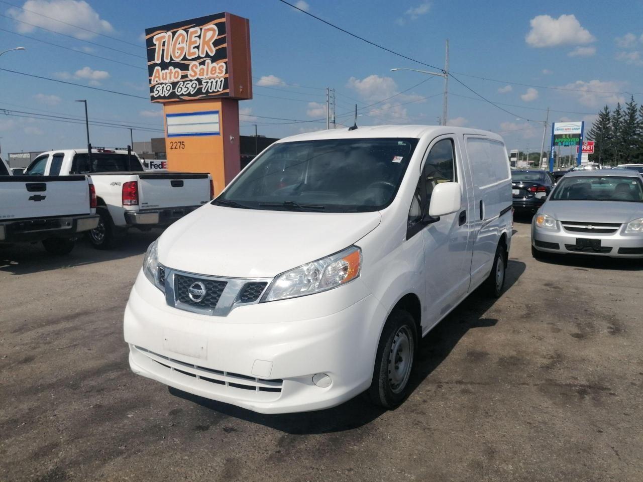 2015 Nissan NV200 SV-0