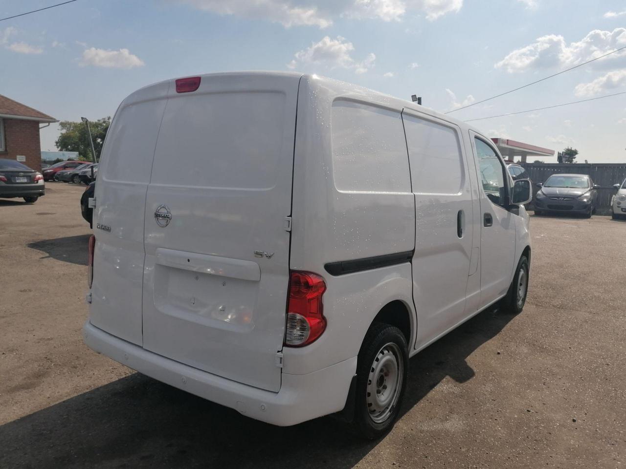 2015 Nissan NV200 SV-4