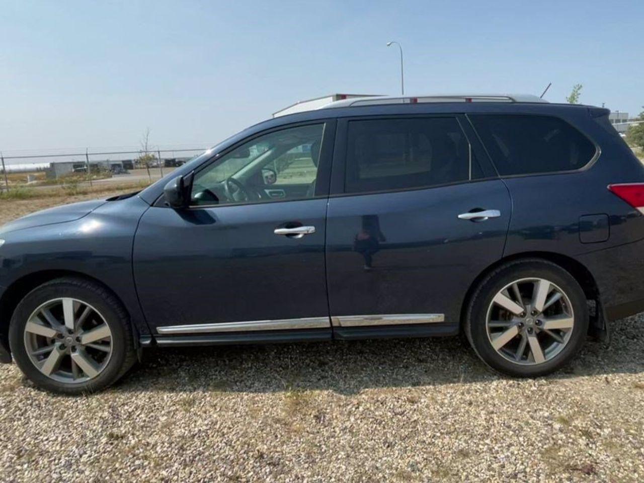 2015 Nissan Pathfinder SV-4