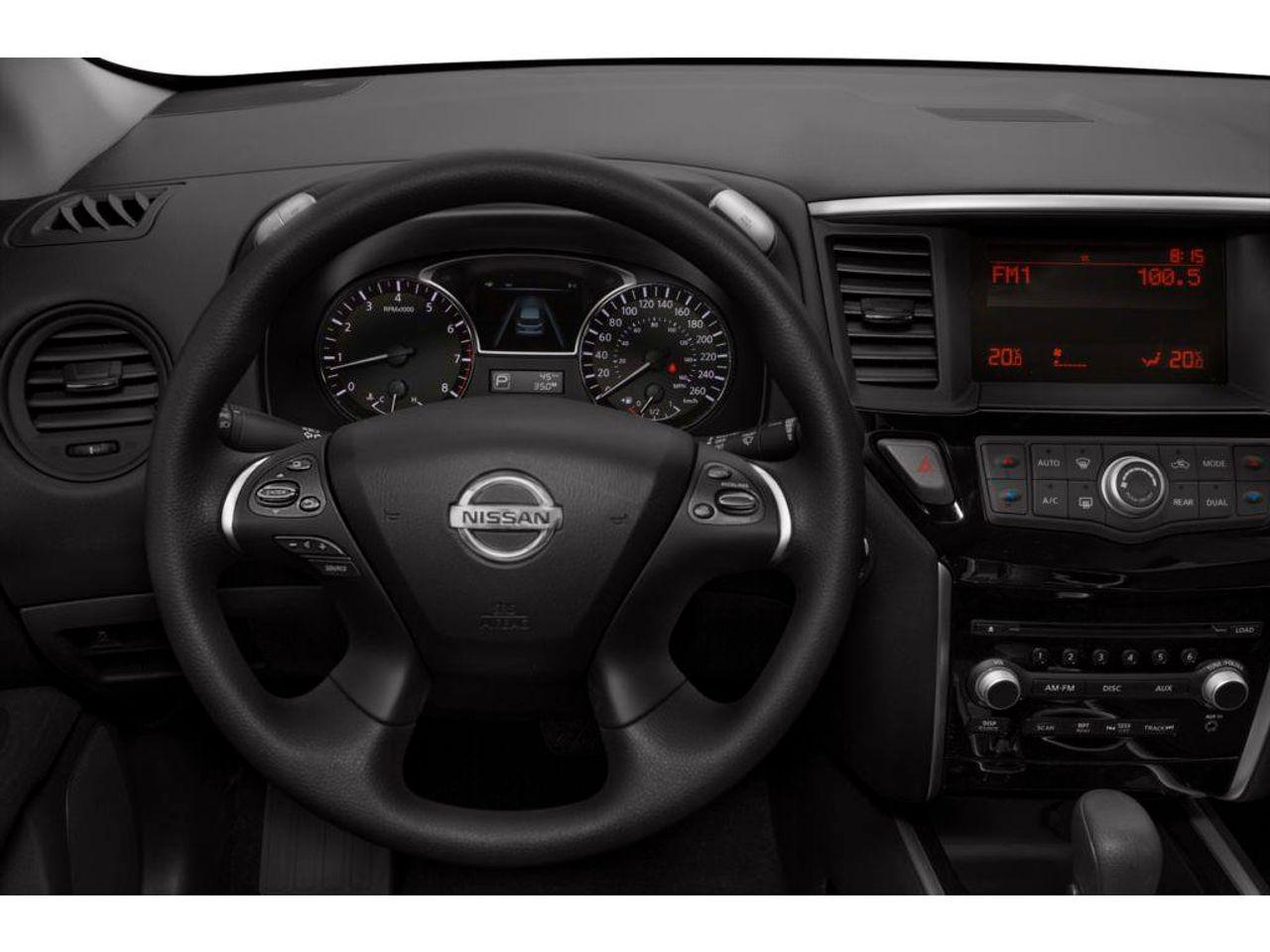 2015 Nissan Pathfinder SV-3