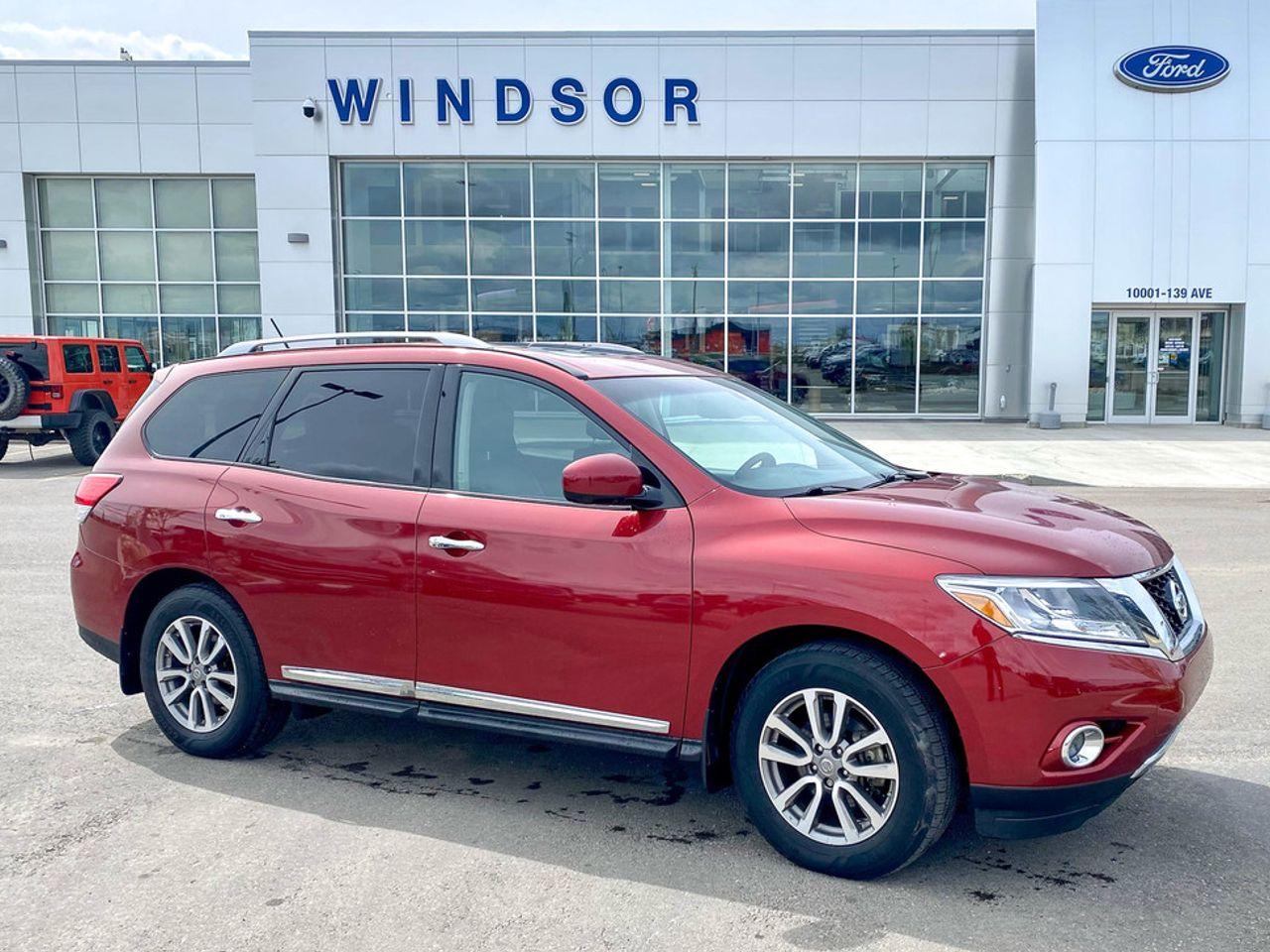 2015 Nissan Pathfinder SV-0