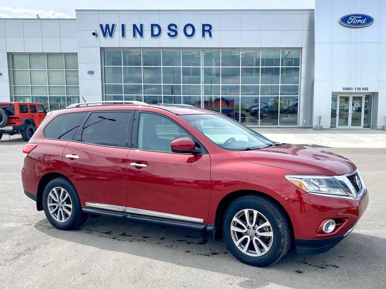 2015 Nissan Pathfinder SV-1