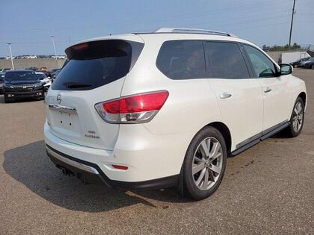 2015 Nissan Pathfinder SV-4