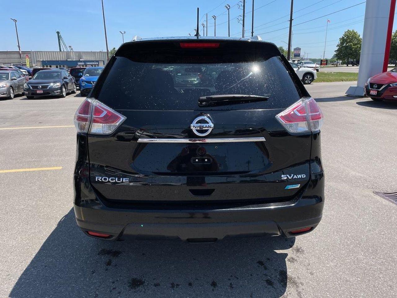 2015 Nissan Rogue SL-4
