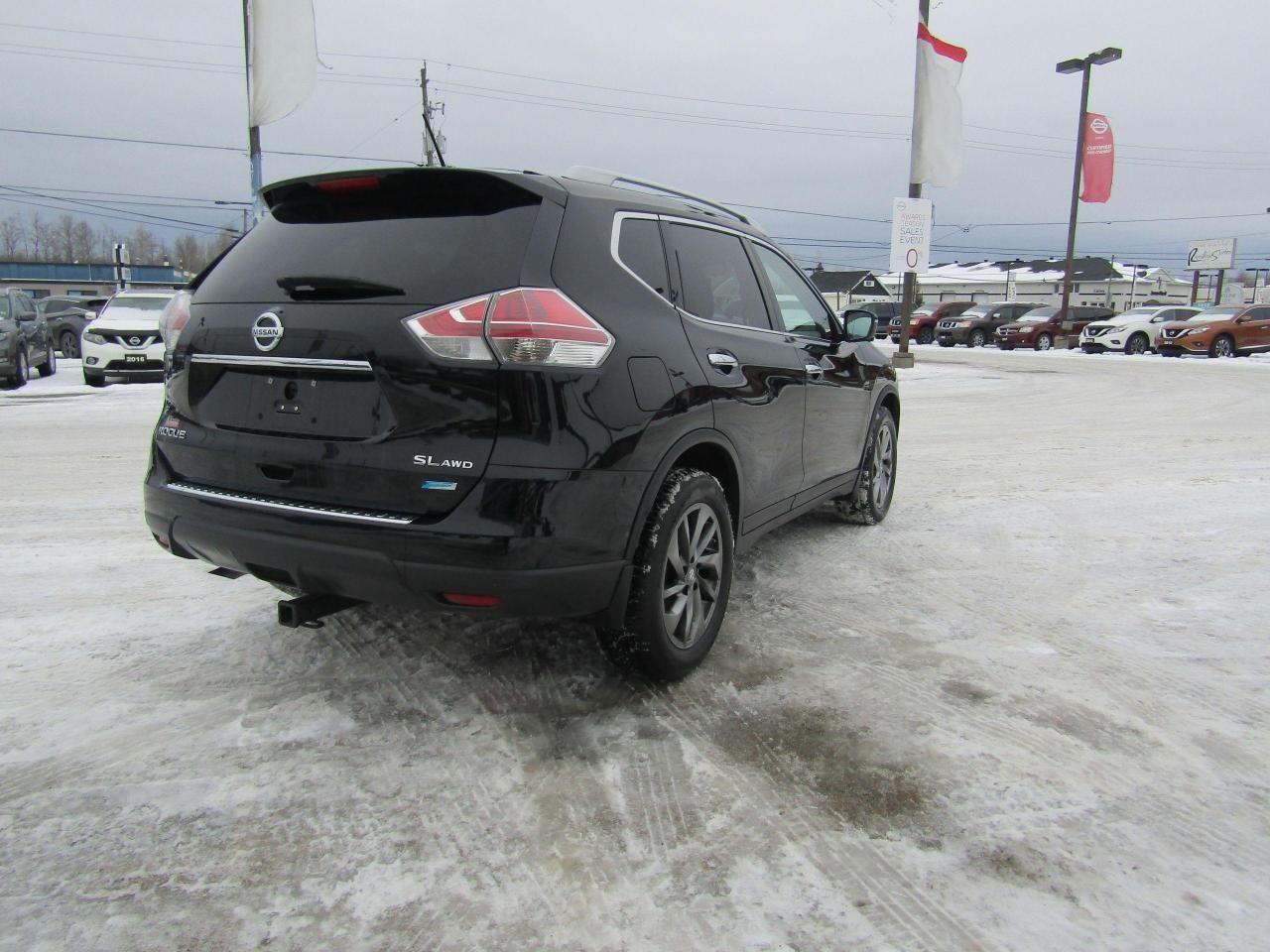 2015 Nissan Rogue SL-4