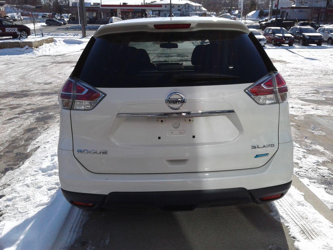 2015 Nissan Rogue SL-3