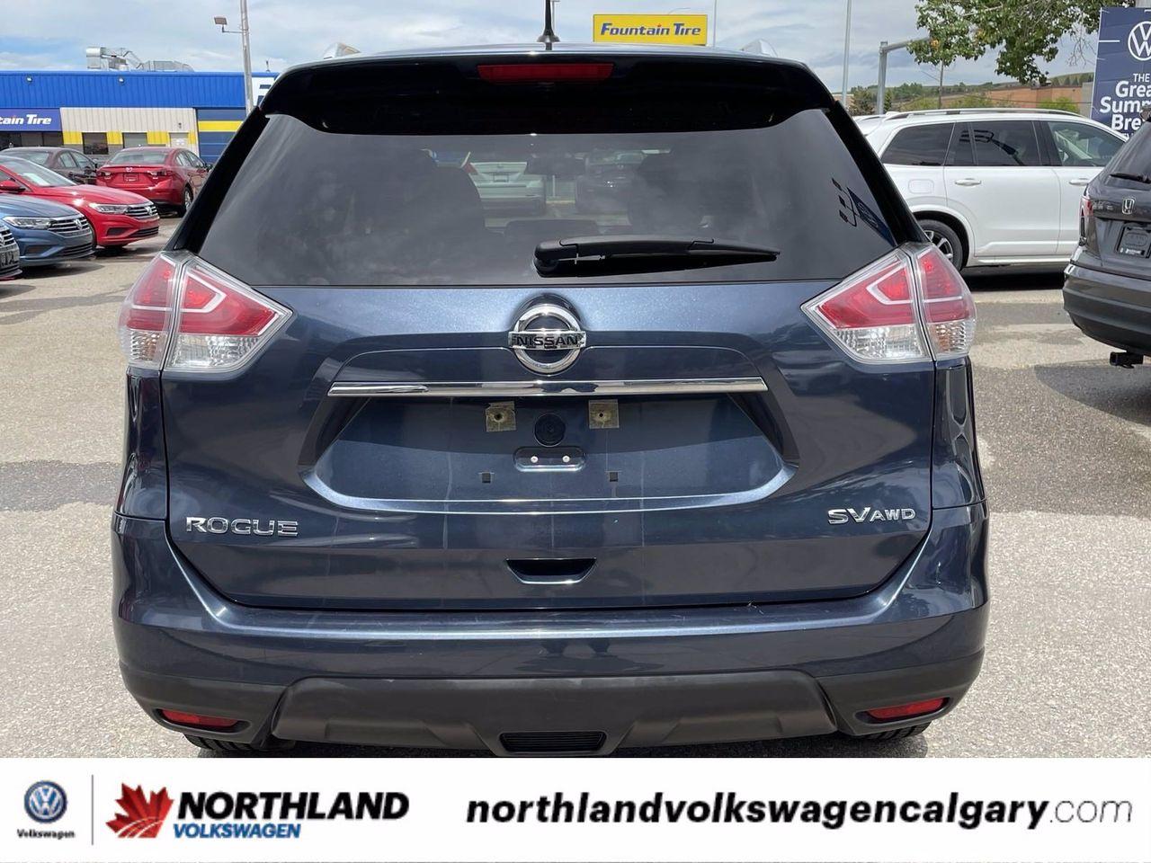 2015 Nissan Rogue SV-4