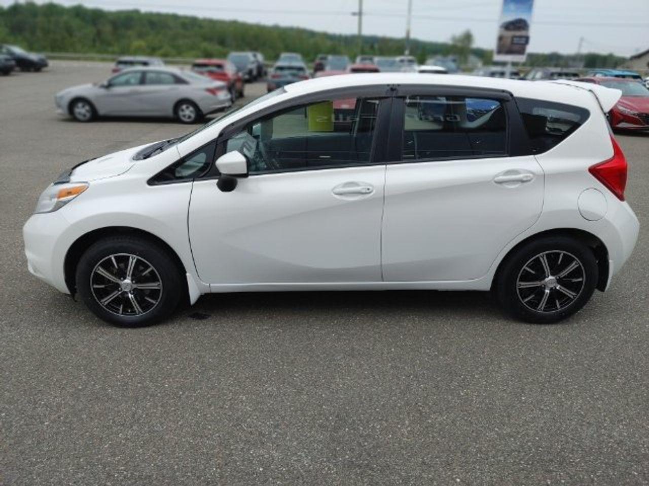 2015 Nissan Versa Note 1.6 S-3
