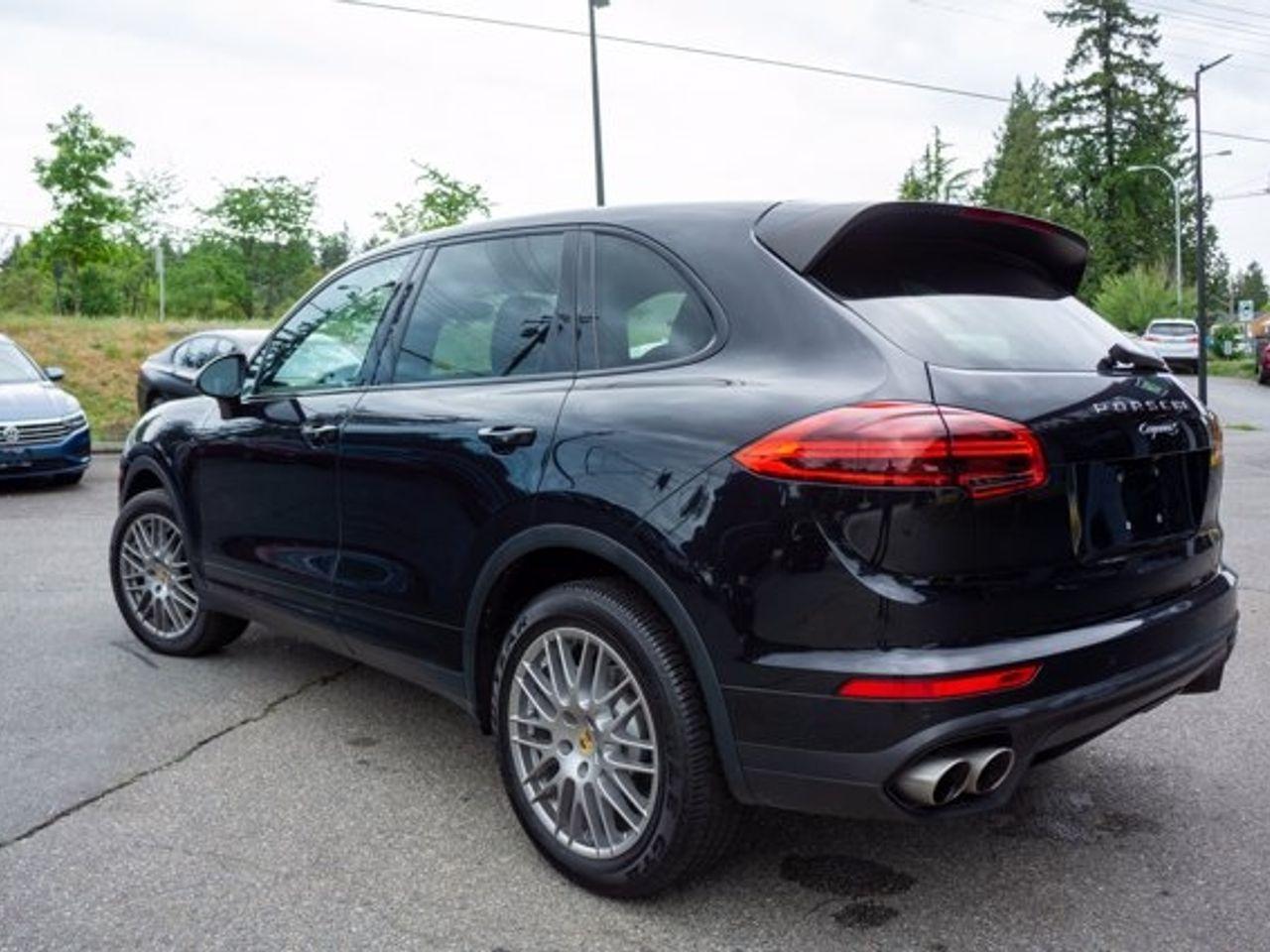 2015 Porsche Cayenne S-2