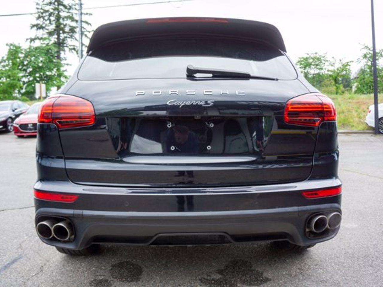 2015 Porsche Cayenne S-3