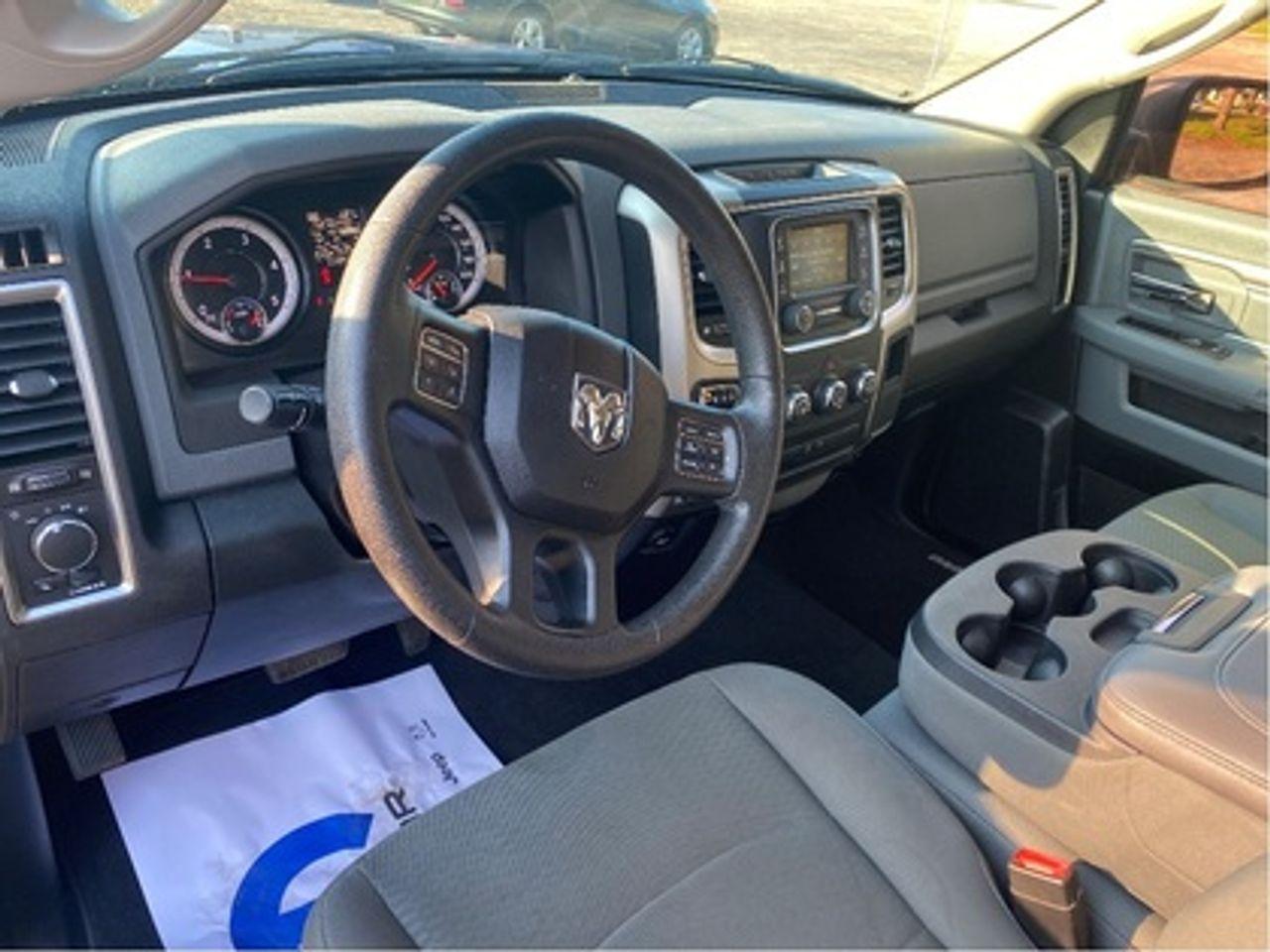 2015 Ram 1500 SLT-4