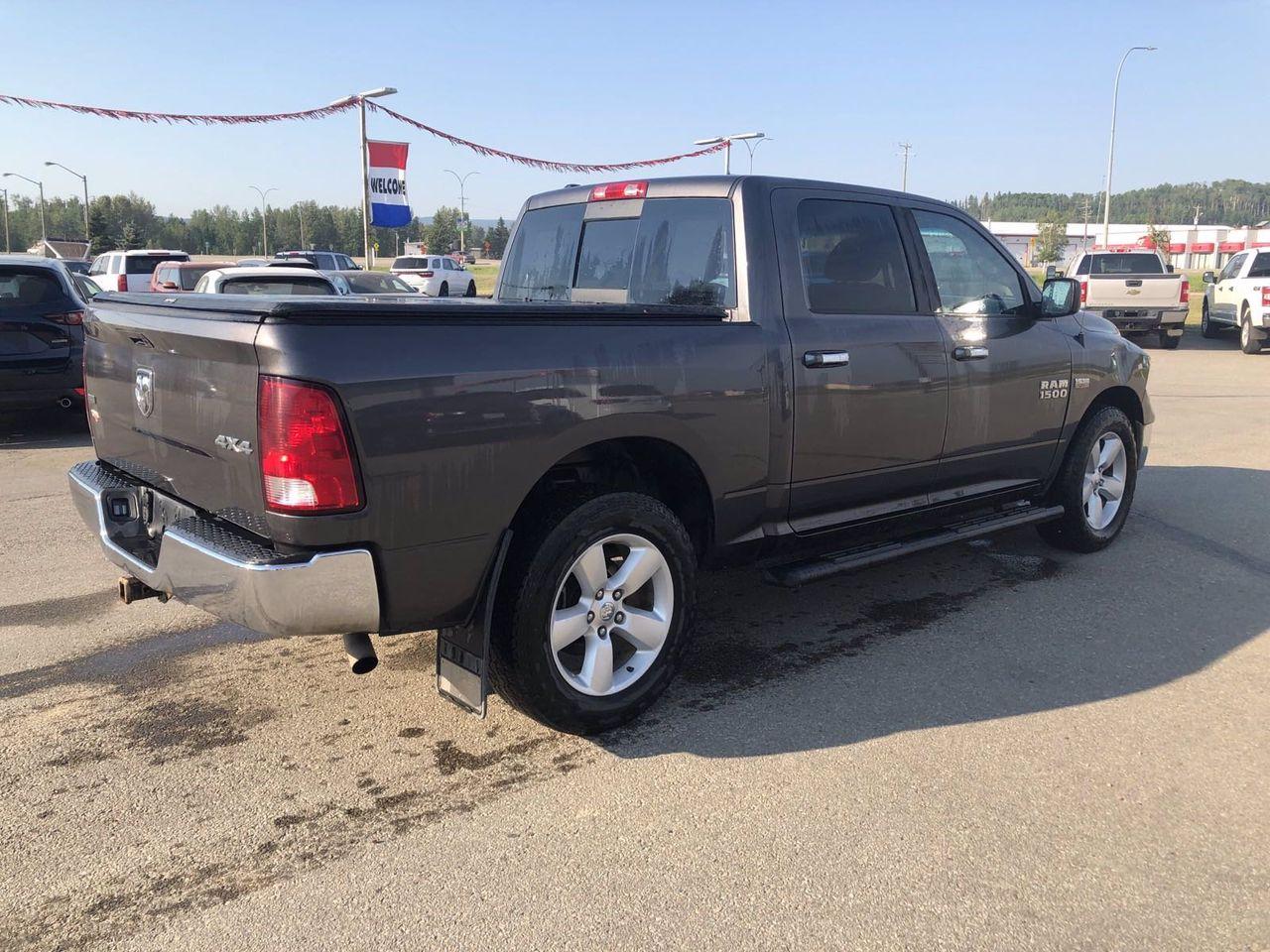 2015 Ram 1500 SLT-4