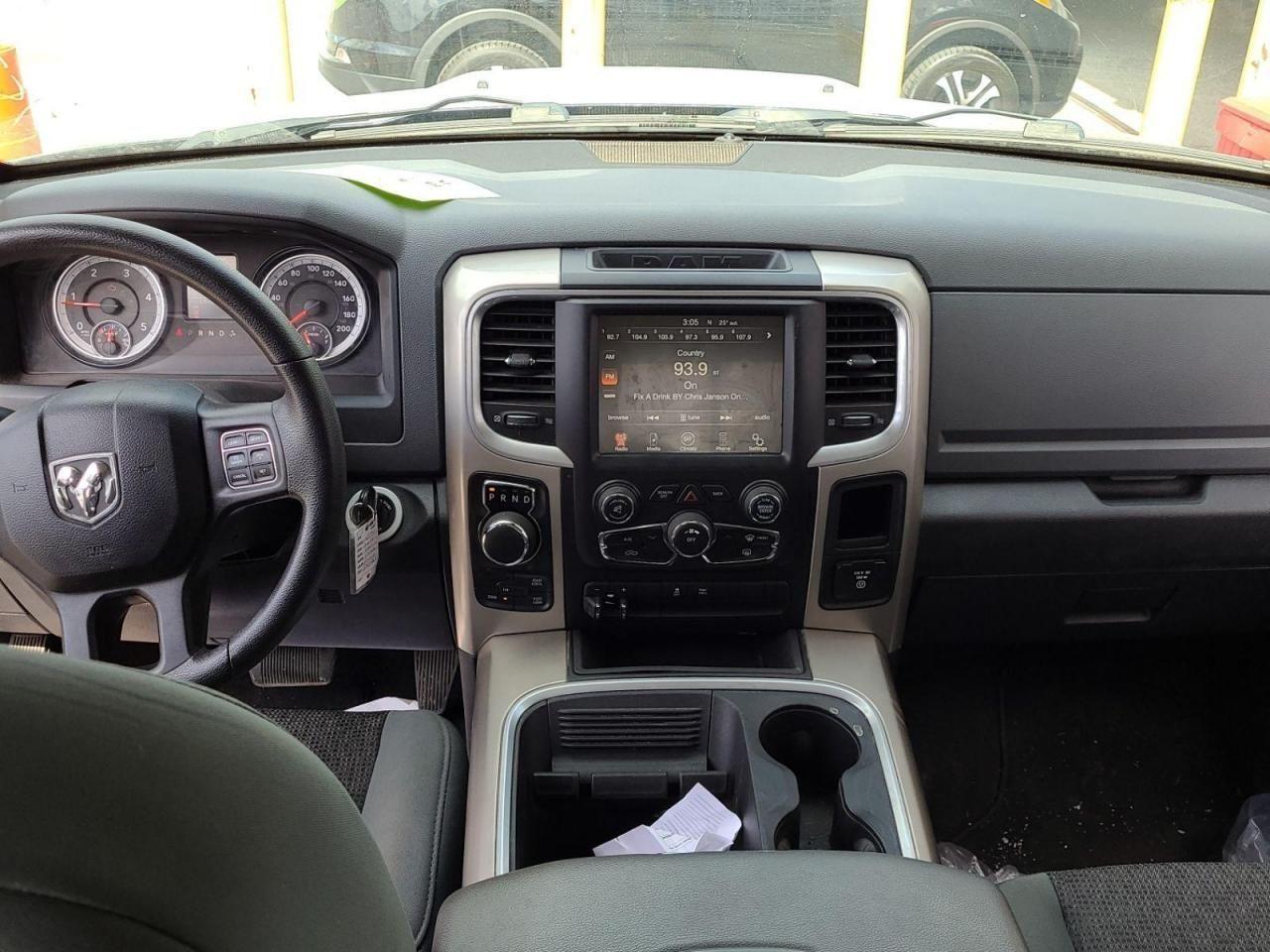 2015 Ram 1500 SLT-2