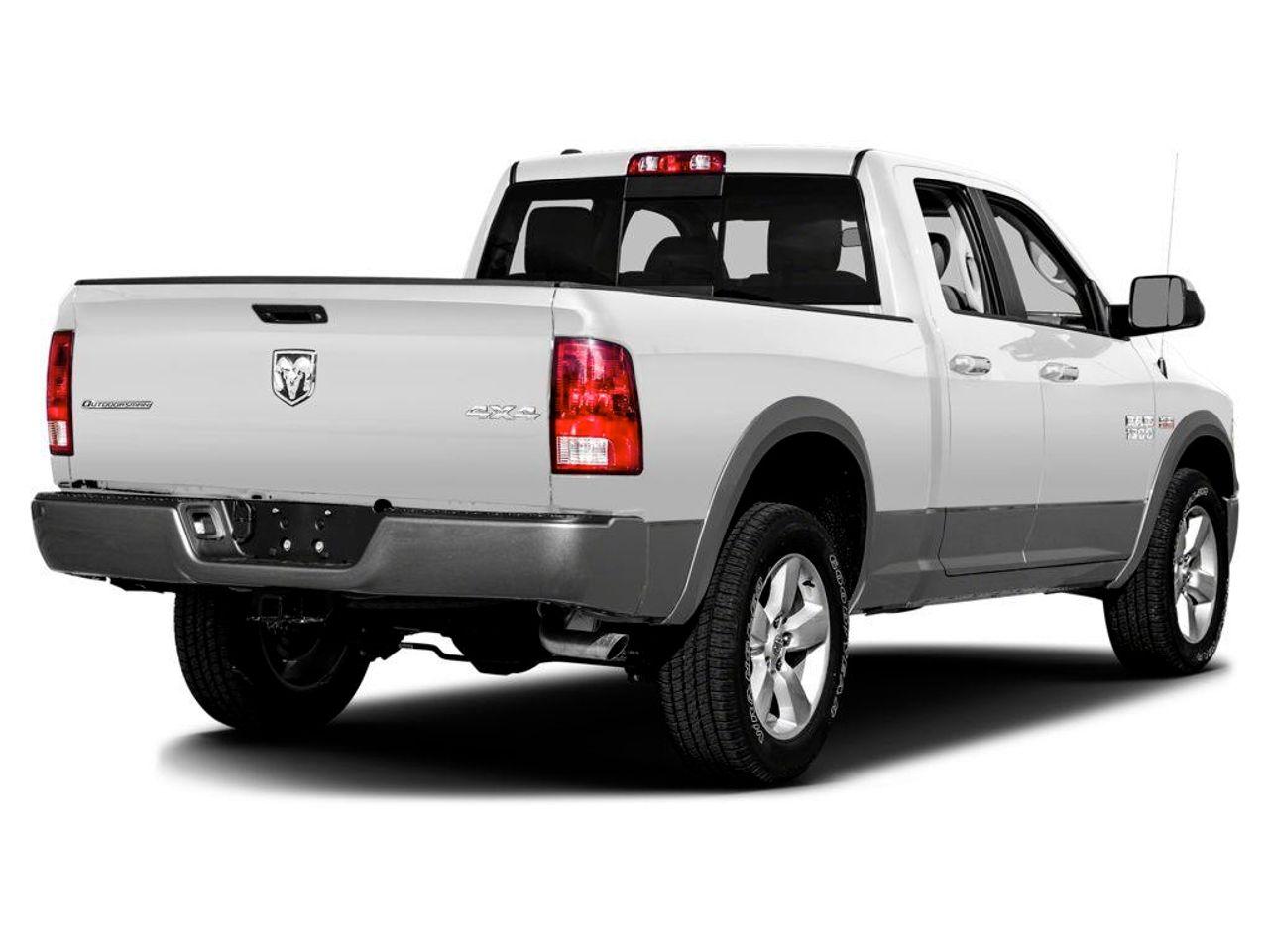 2015 Ram 1500 SLT-2